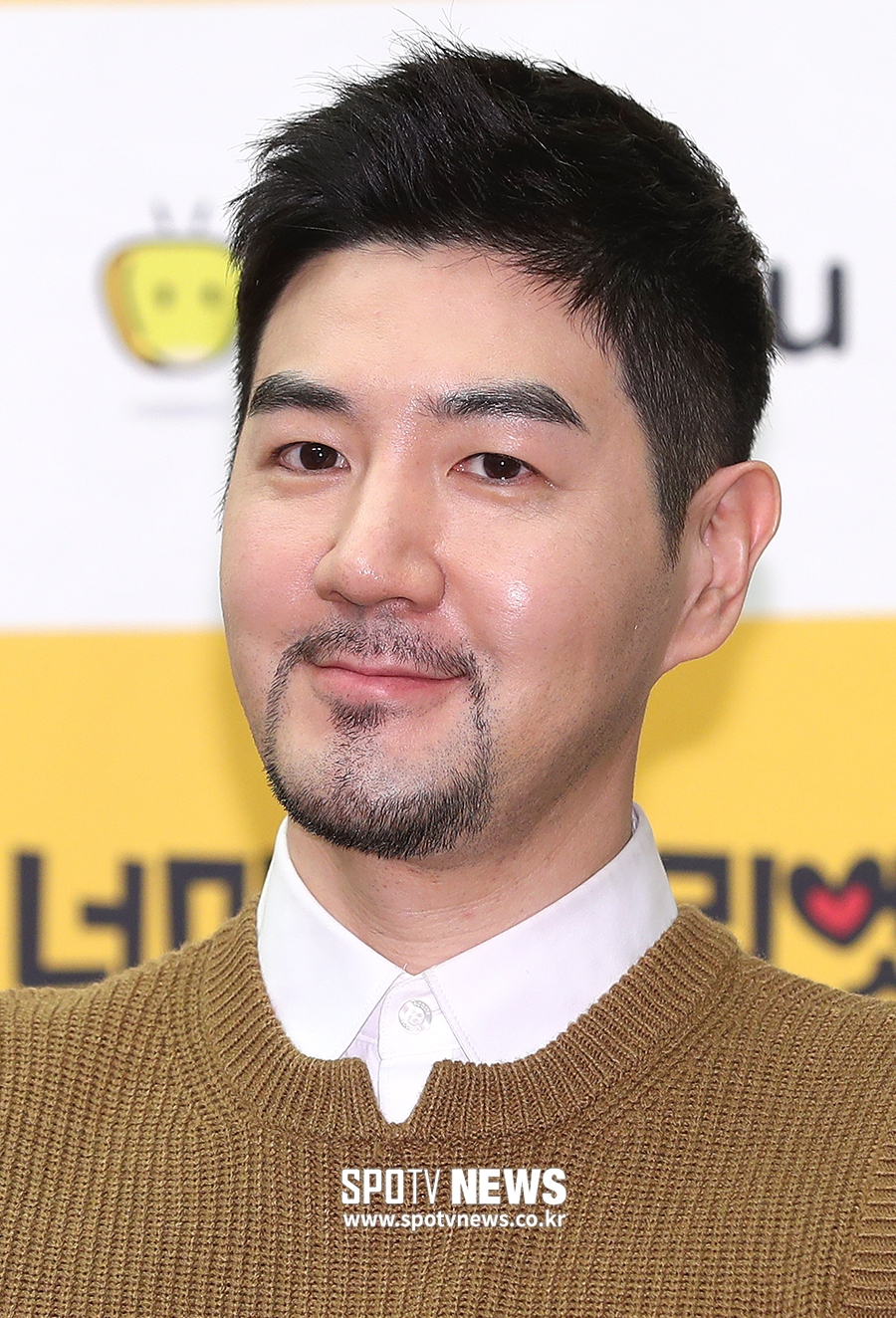 [포토S] 한상진, '수염? 로다주 패러디 했어요'