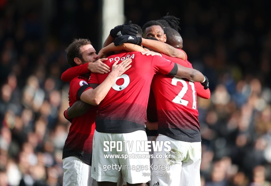 [EPL REVIEW] '포그바 멀티골' 맨유, 풀럼에 3-0 완승…솔샤르 체제 11G 무패