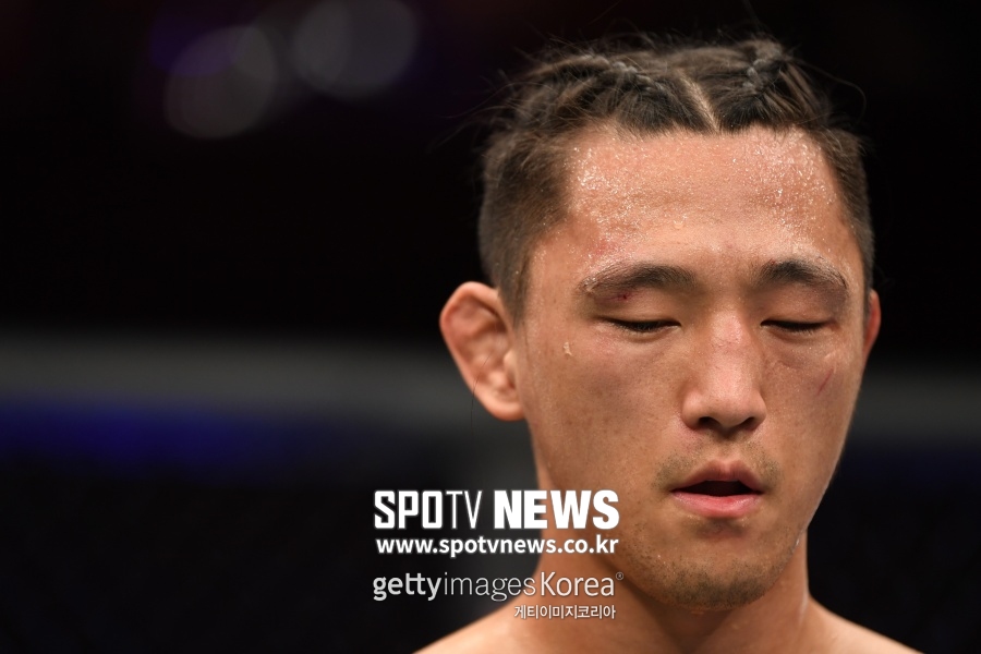 [UFC] '4연승 실패' 마동현…타격 샛별에게 1R TKO패