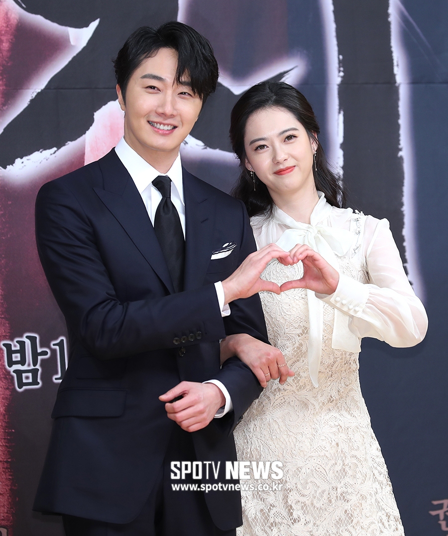 [포토S] 정일우-고아라, 왕자와 다모!