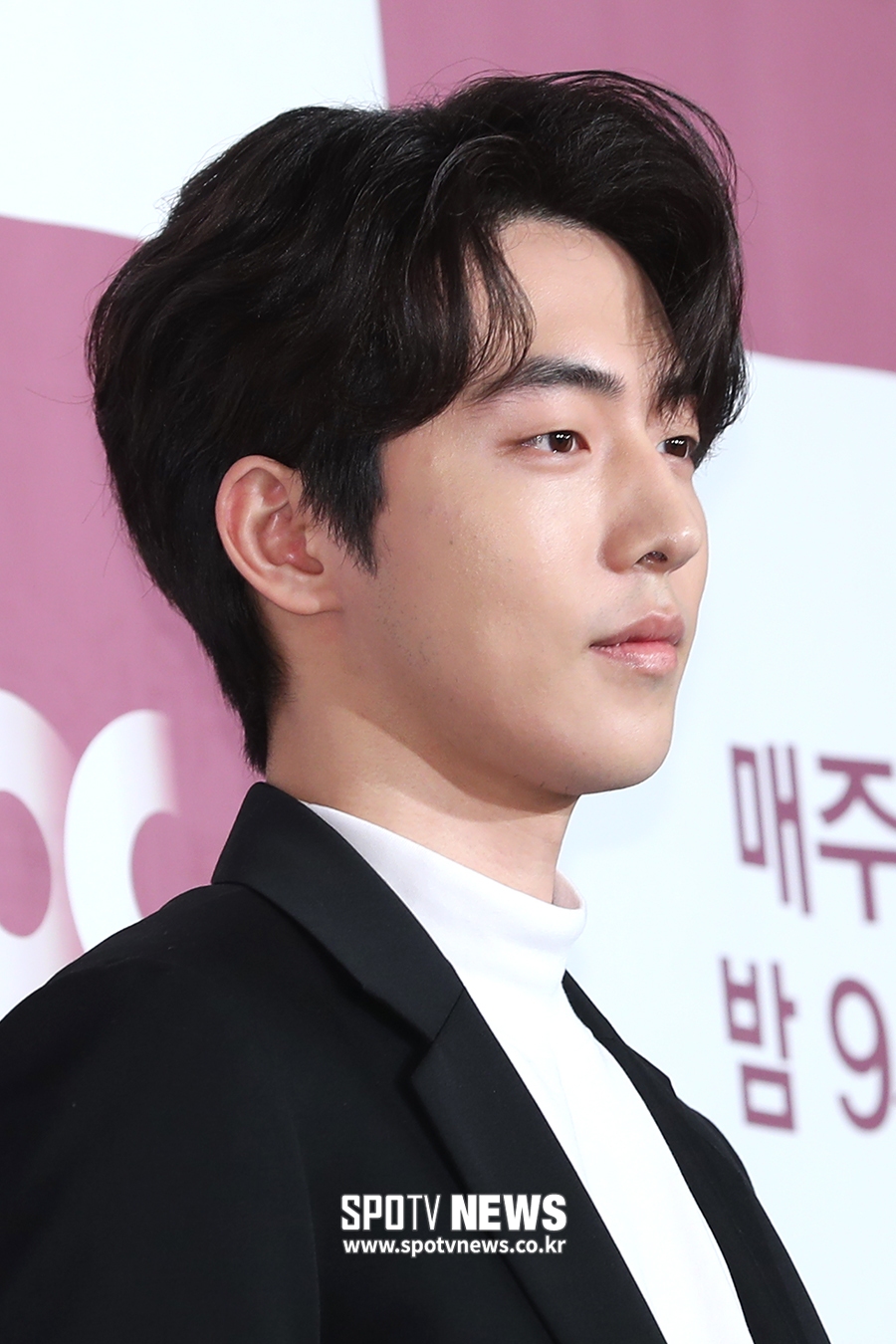 [포토S] 남주혁, 명품 콧날 반짝