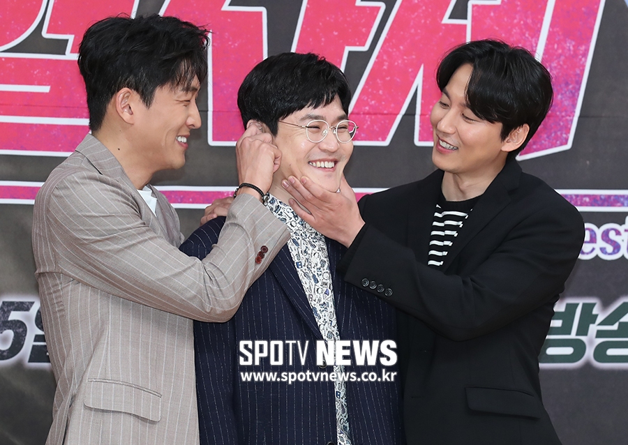 [포토S] 배우 김성균의 귀여운 매력