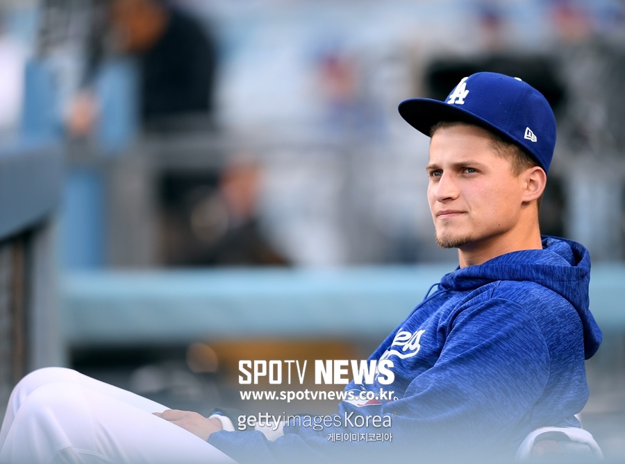 MLB.com, "올해 다저스 긍정적 요소…코리 시거 복귀"
