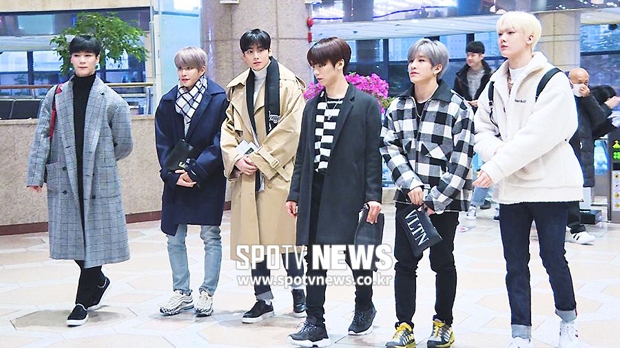 아스트로 출국, 공항 '만찢남'들 [공항패션]