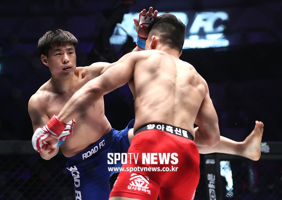 [포토S] 정상진, '신승민 덤벼'