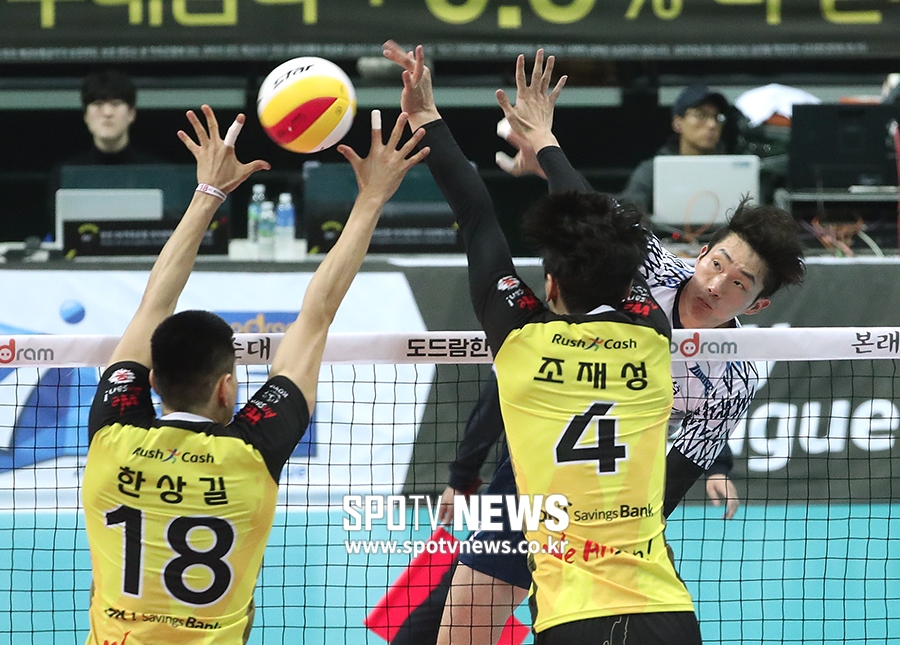 [포토S] 황경민, 우리카드 슈퍼 루키