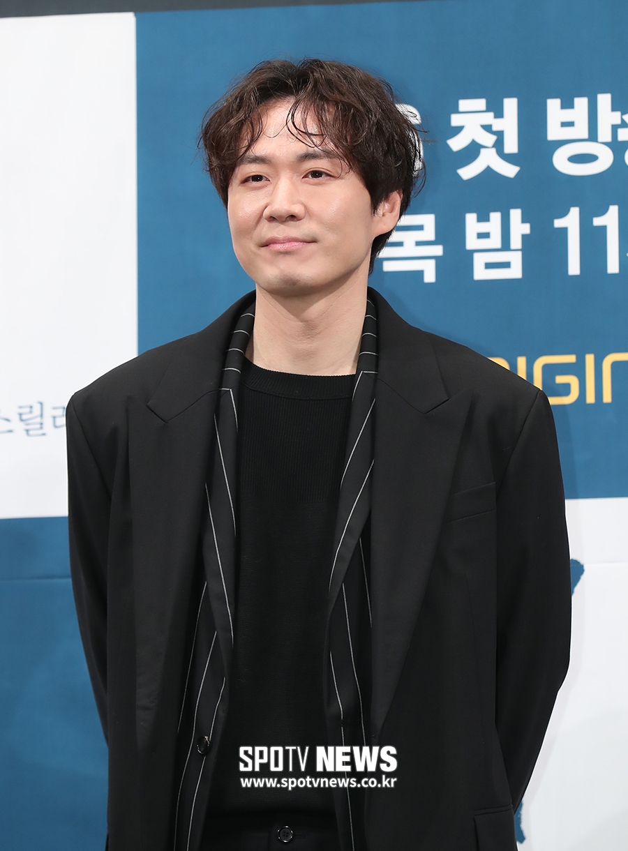 [포토S] 포즈 취하는 배우 연정훈
