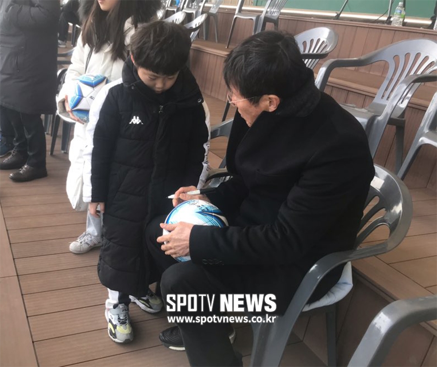 [스포츠타임 현장] 축구 뿐 아니다, 차범근은 항상 '꿈나무’와 함께였다