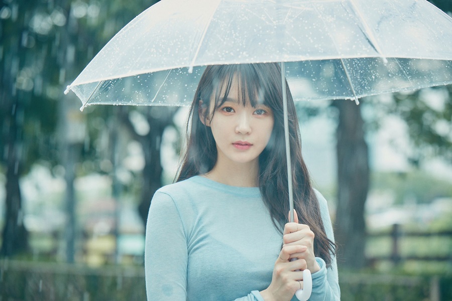 "내 이야기 담았다"…강민경, 공감+자부심으로 채운 첫 솔로 앨범 [현장종합]