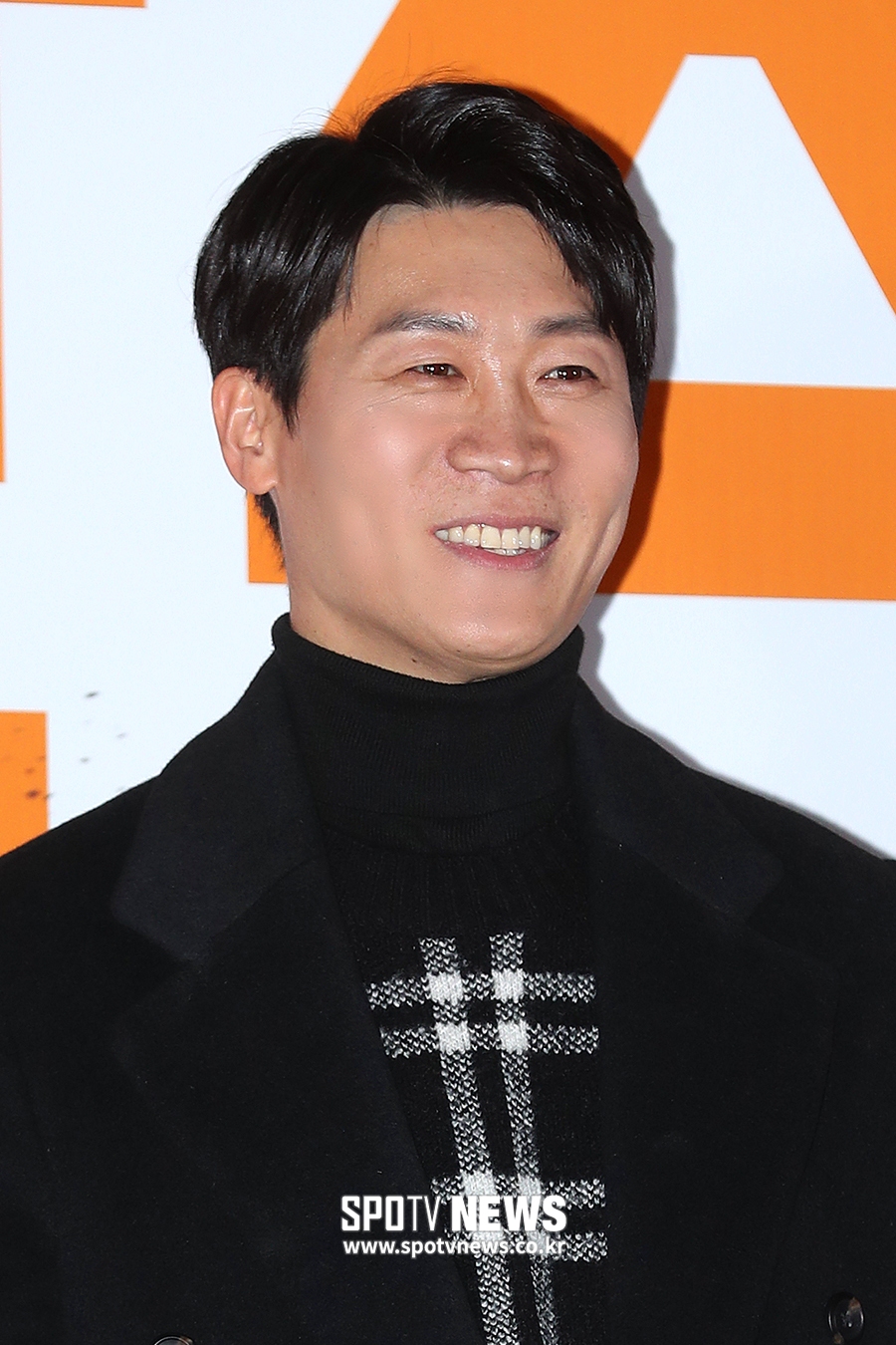 '천만배우' 진선규, 창작가무극 '나빌레라' 출연 확정…무대로 컴백