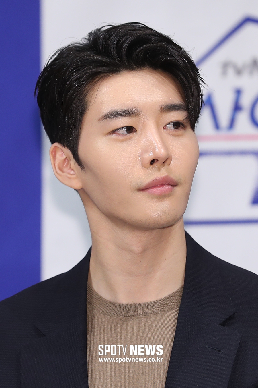 [포토S] 김권, 콧날이 반짝