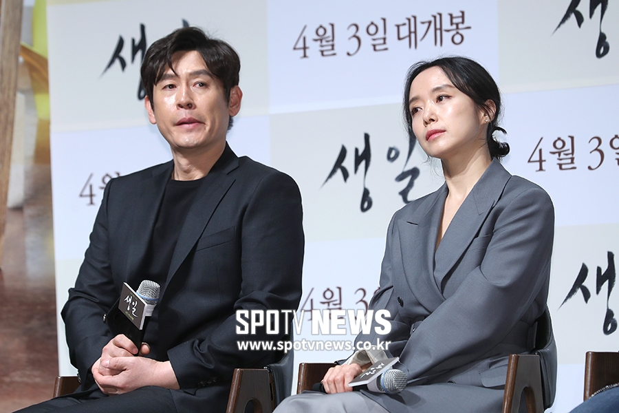 [포토S] 설경구-전도연, 18년 만에 다시 만난 전설 커플