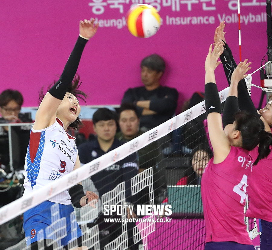 [포토S] 박정아, 힘차게!