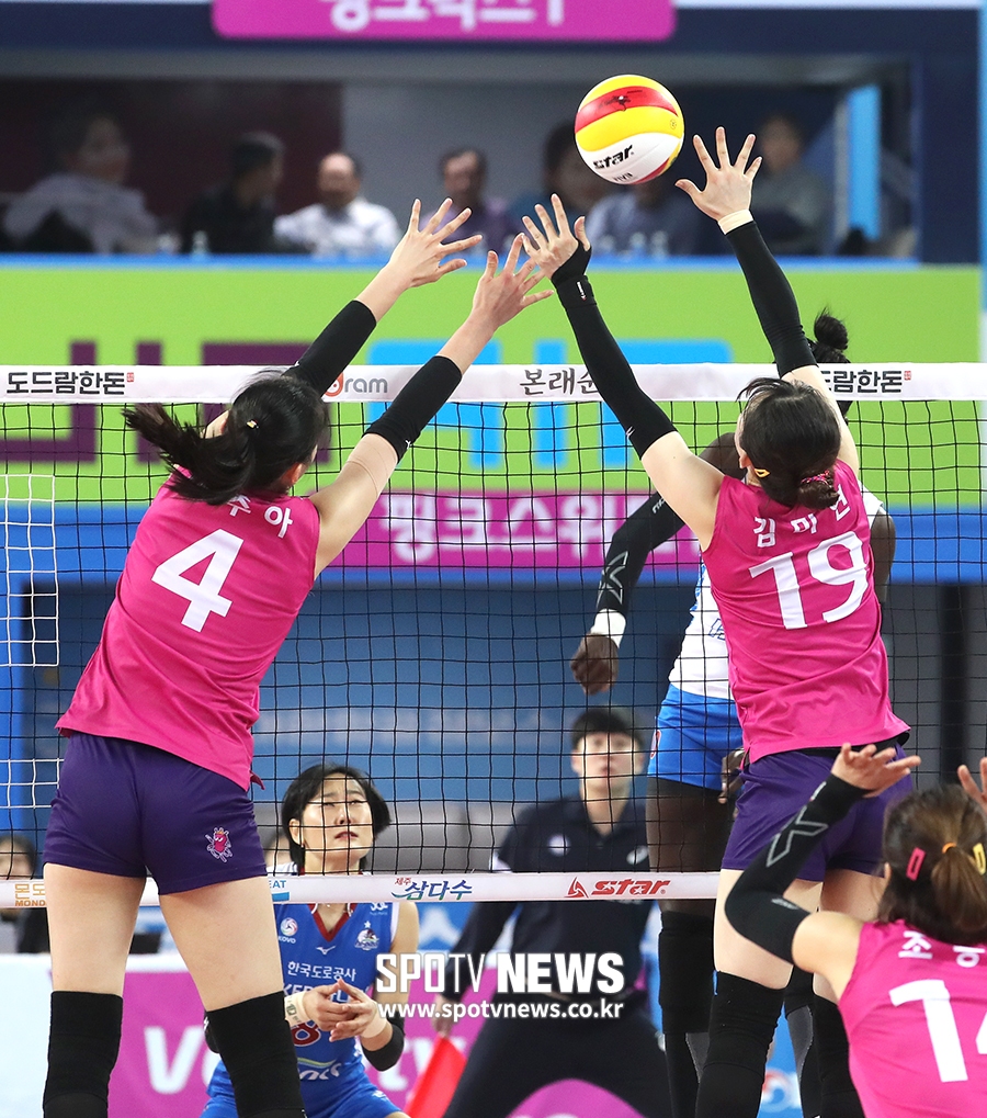 [포토S] 이주아-김미연, '막고 싶다'