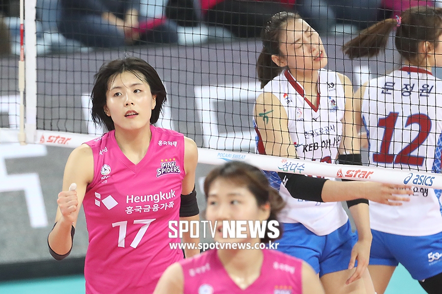 [포토S] 이재영-배유나, 엇갈린 희비