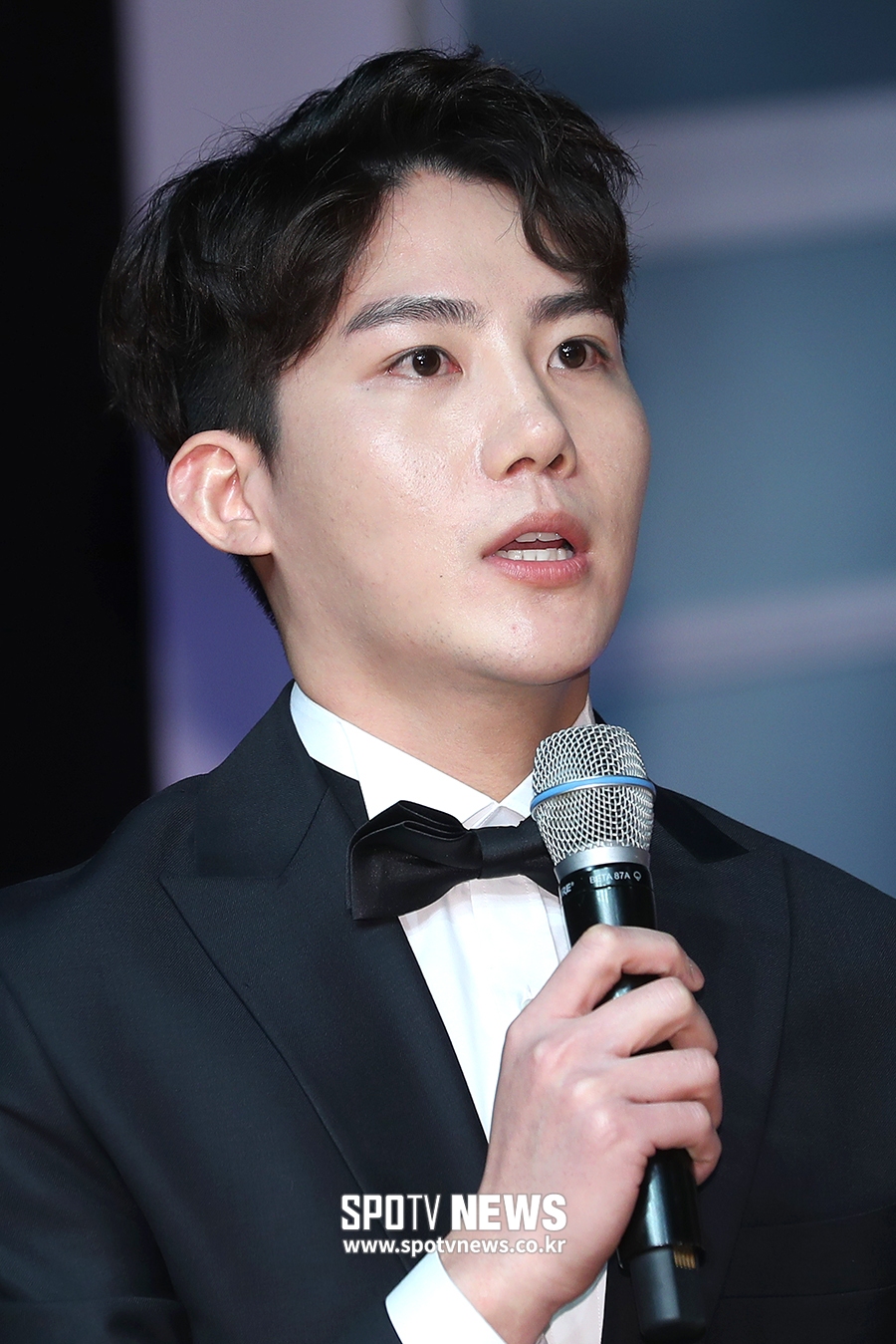 [포토S] 장역문, 한채영의 부티크 청일점