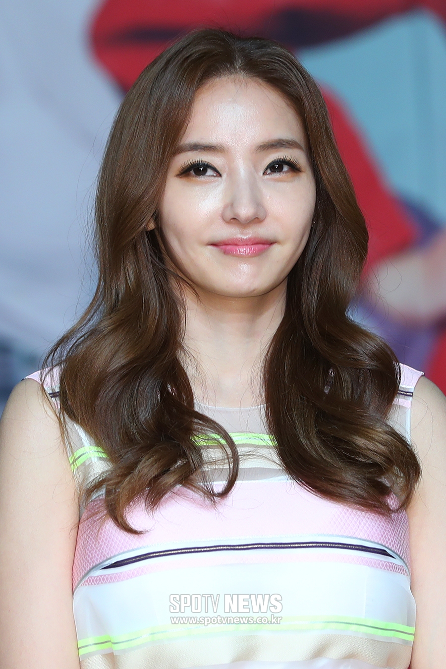 [포토S] 한채영, '메이크업 알려 드릴게요'