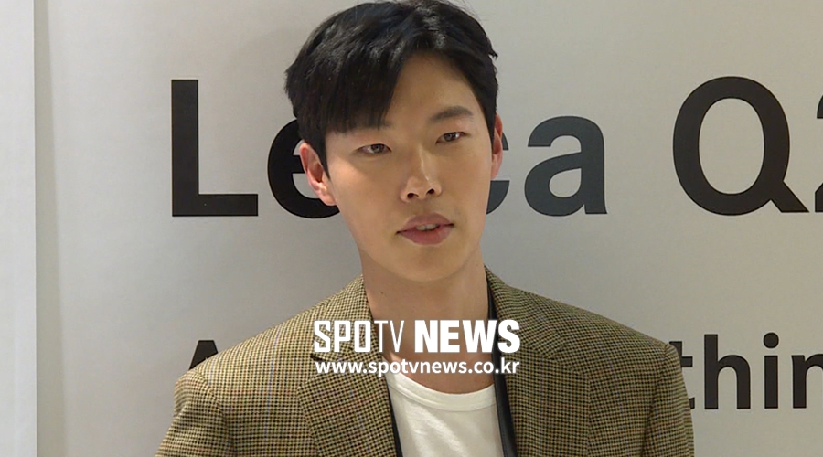 류준열, '트래블러에게 꼭 필요한 것은?'[영상]