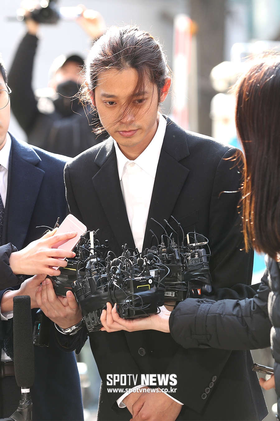 [포토S] '몰카 논란' 정준영, 피의자 신분으로 경찰 소환