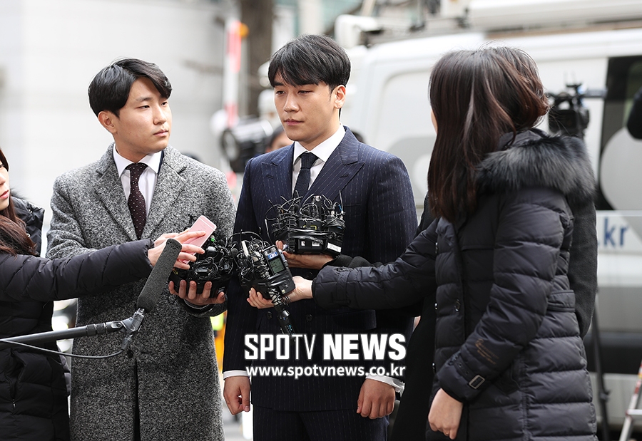 [포토S] 포토라인에 선 승리