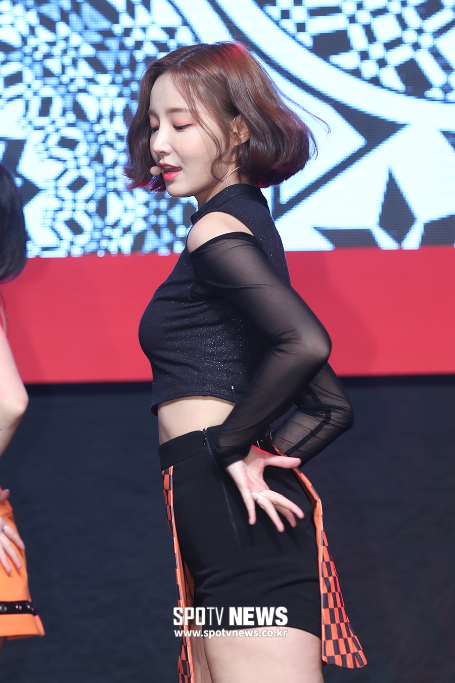 [포토S] 모모랜드 연우, 아름다운 춤선