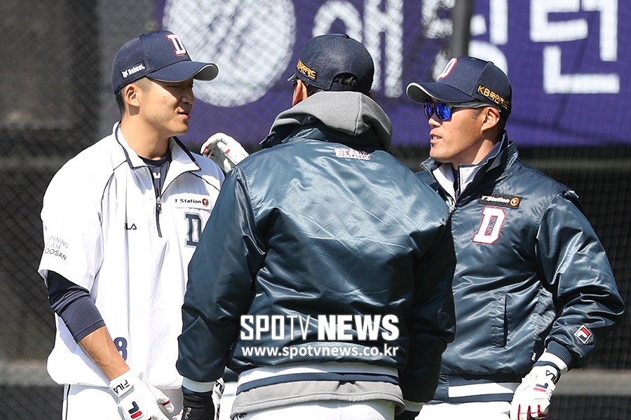 [포토S] 조성환 코치, '대한이 기대한다'