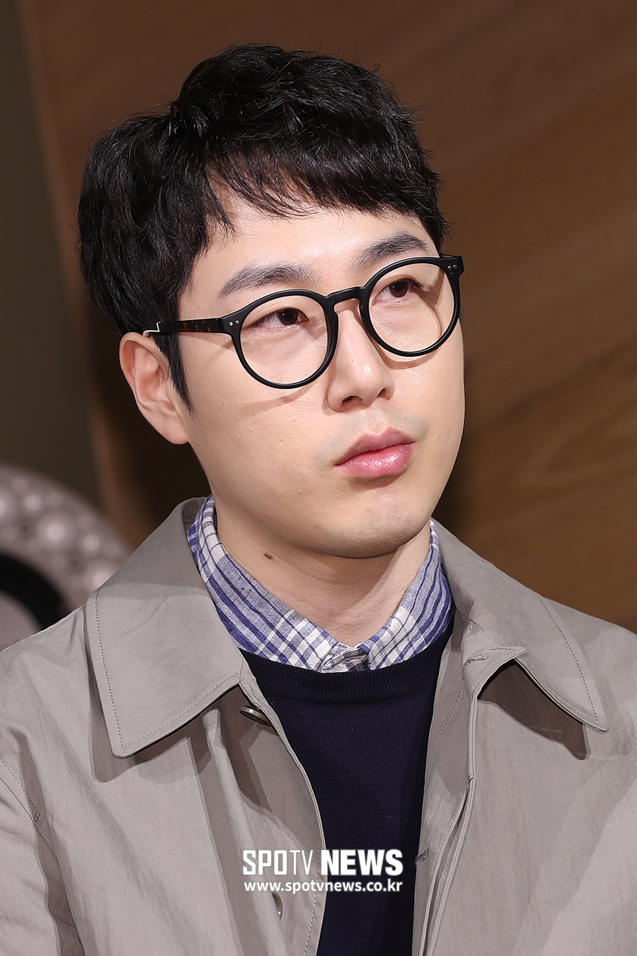 [포토S 생각에 잠긴 장범준