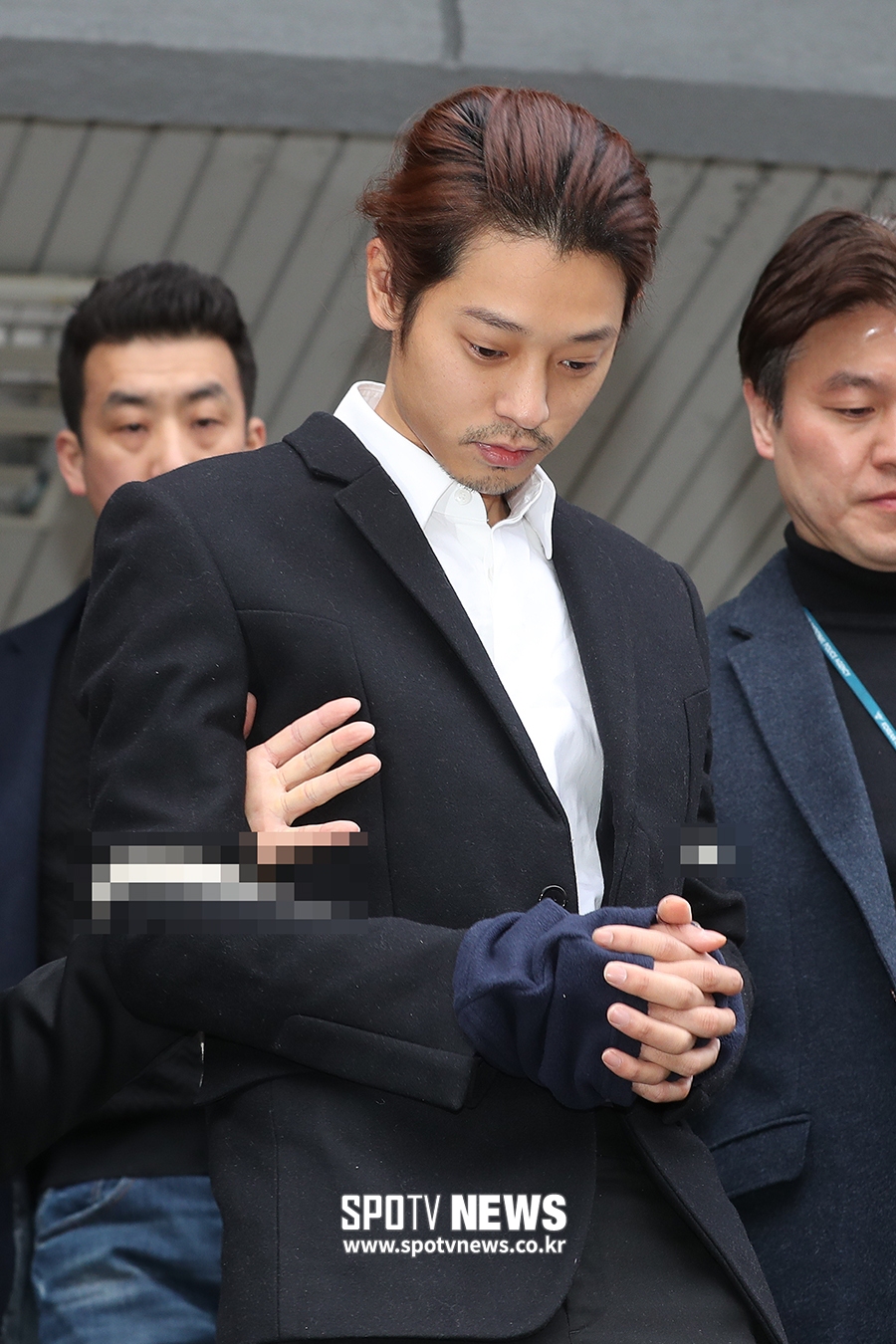 [포토S] 검찰 송치 정준영, 묵묵부답