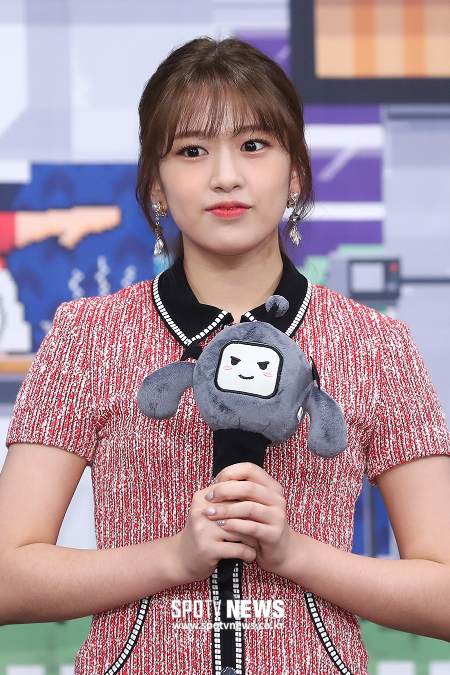 [포토S] 아이즈원 안유진, 인형 미모 반짝~