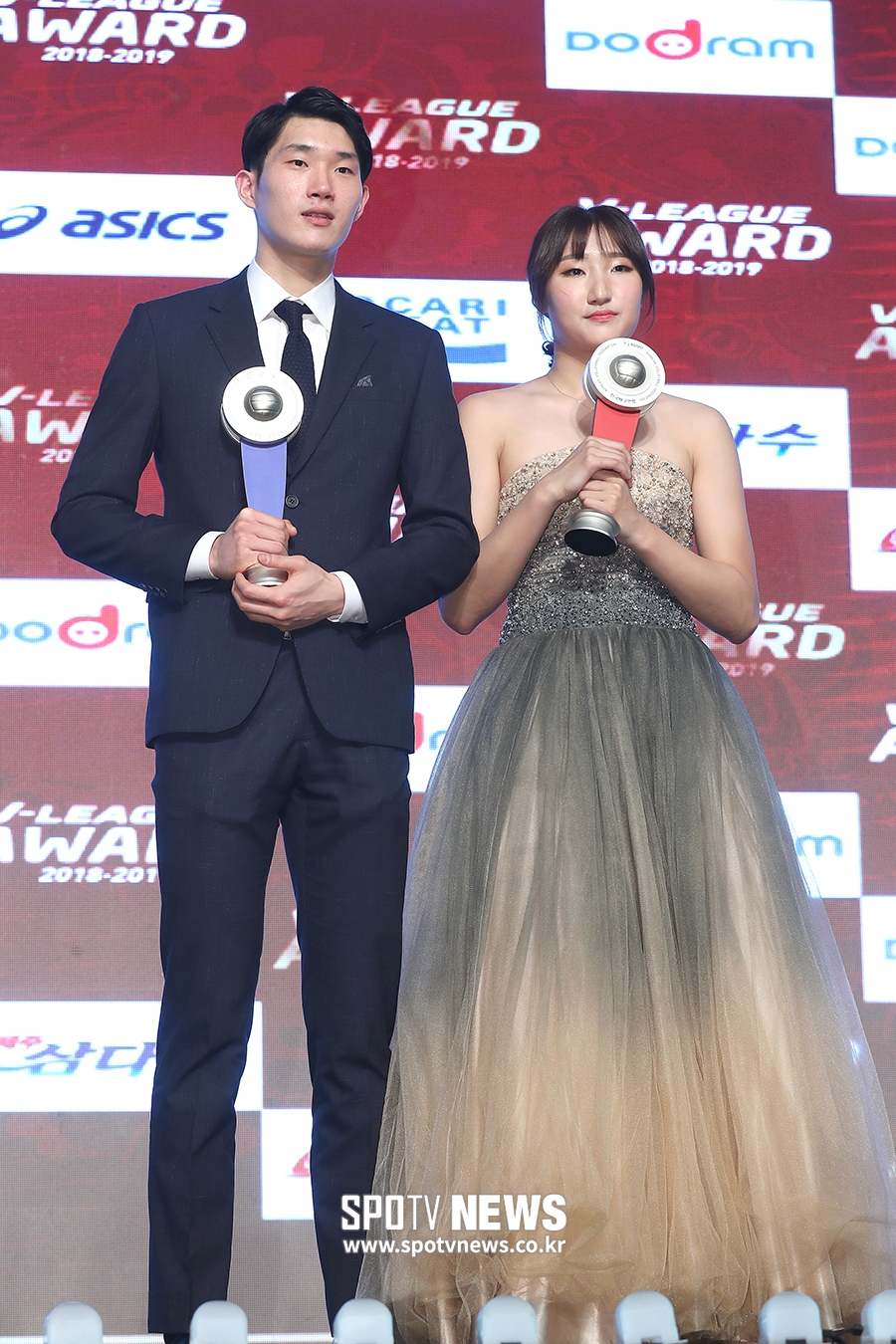 [포토S] 신인상 수상한 황경민과 정지윤