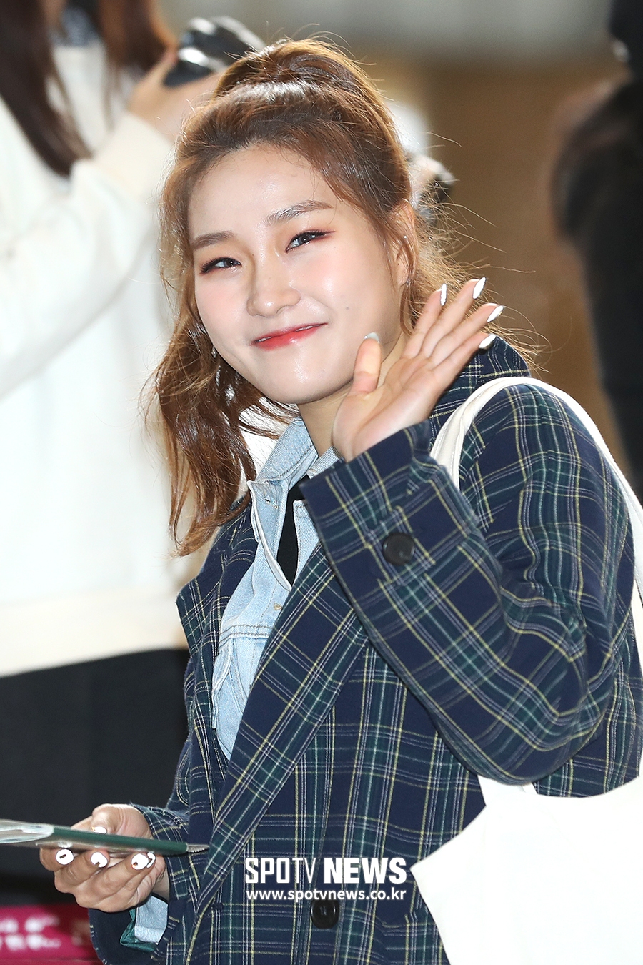 [포토S] 손승연, '잘 다녀올게요~'