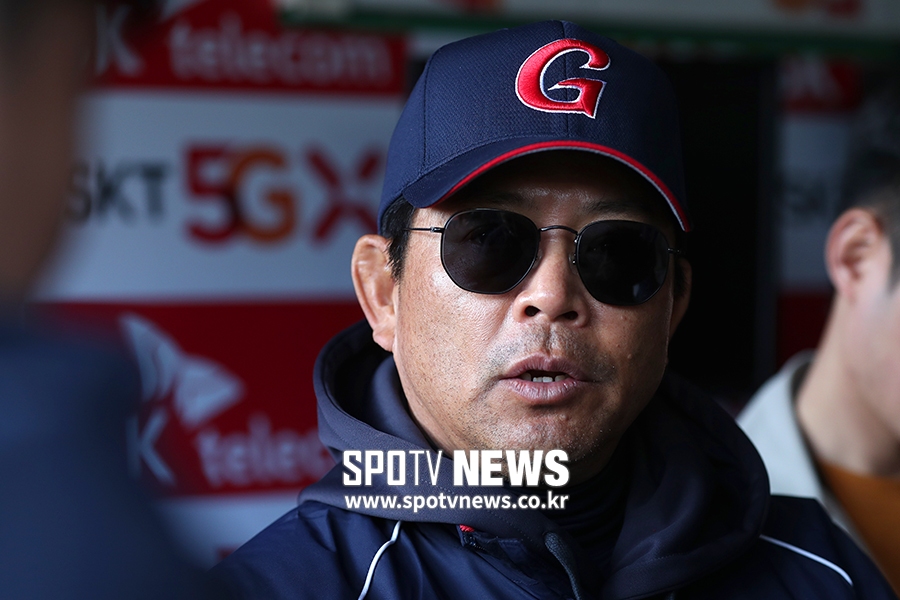[포토S] 인터뷰 하는 양상문 감독