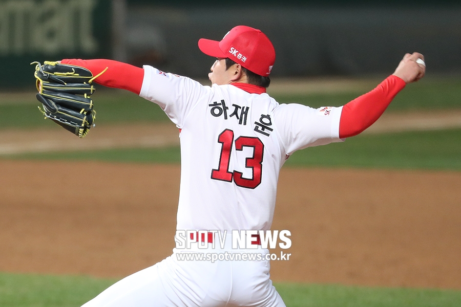 [포토S] SK 두 번째 투수 하재훈