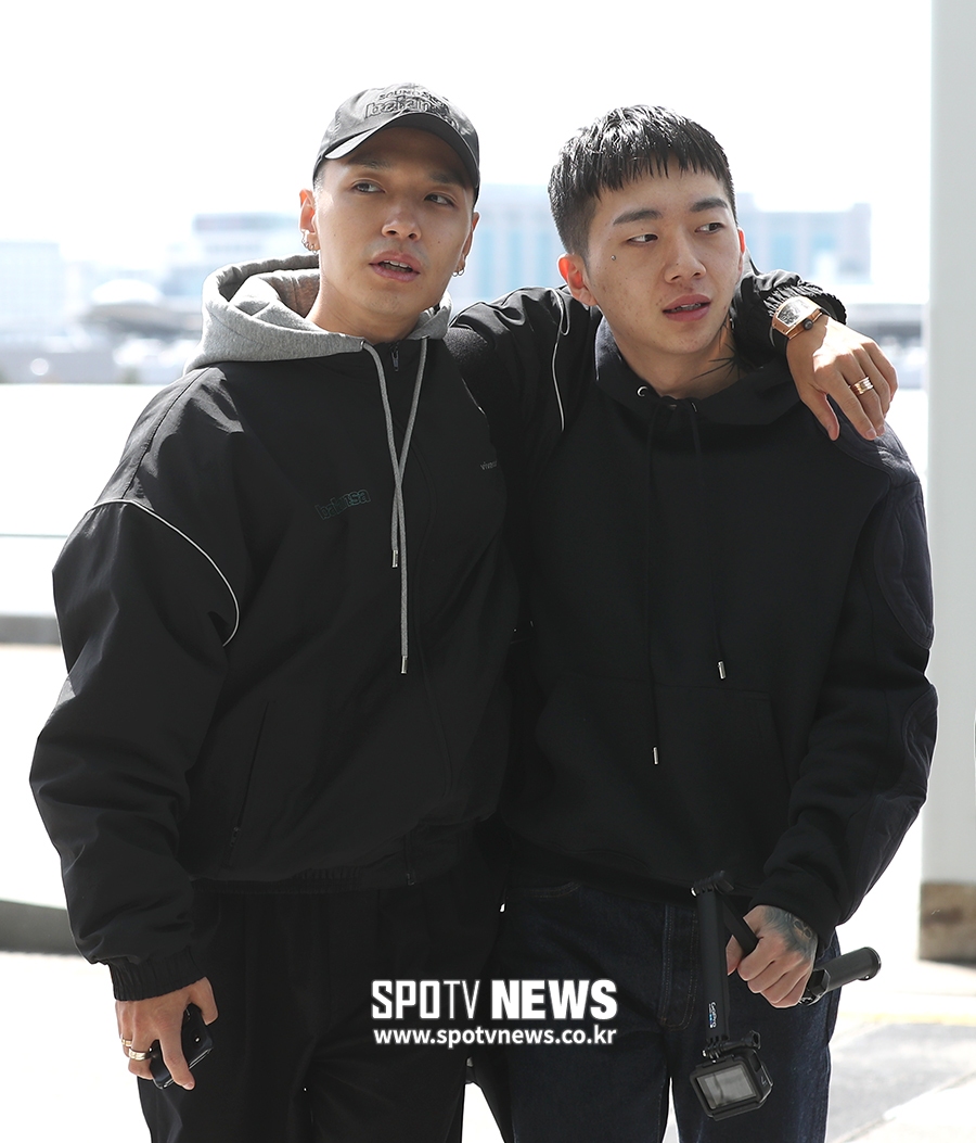 [포토S] 쌈디-우원재, 다정하게 어깨동무