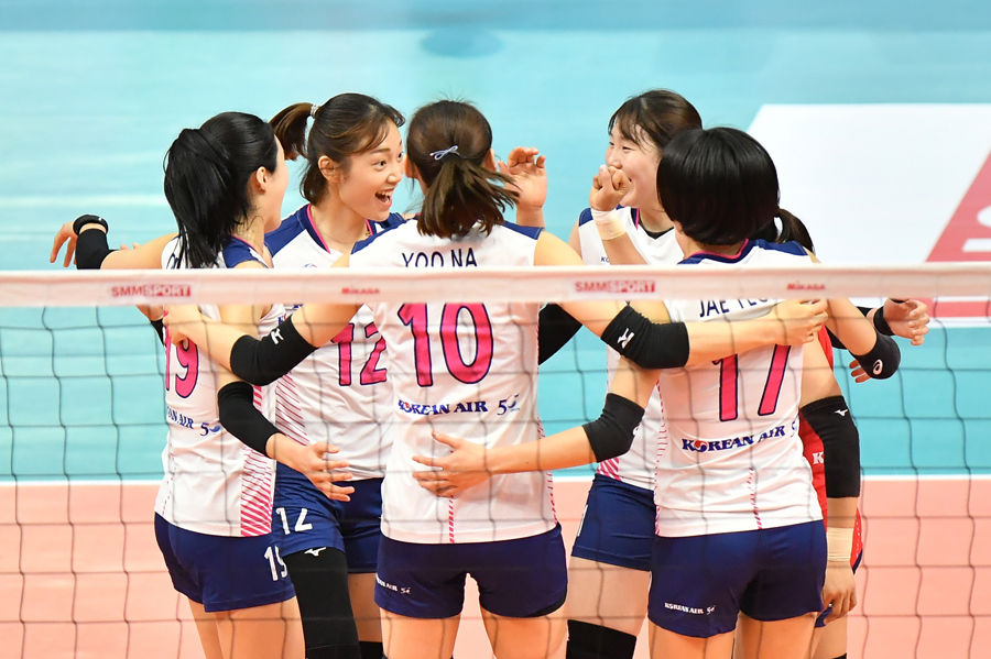 [영상] '이재영 스파이크 + 문정원 서브' 한국 올스타, 2차전 3-0 완승