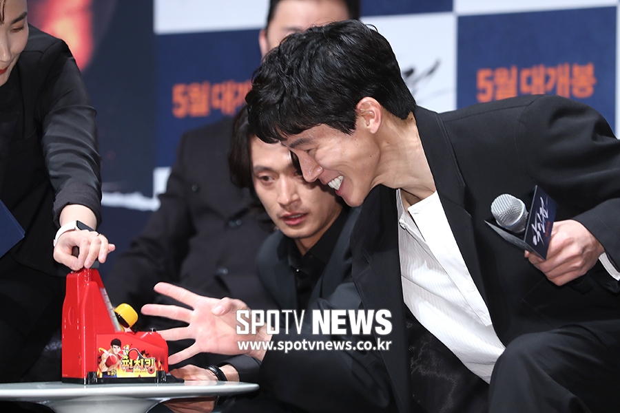 [포토S] 김무열, '(마)동석이 형 이기고 싶어!'