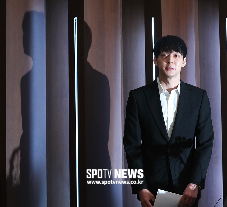 [포토S] 박유천, 어두운 그림자