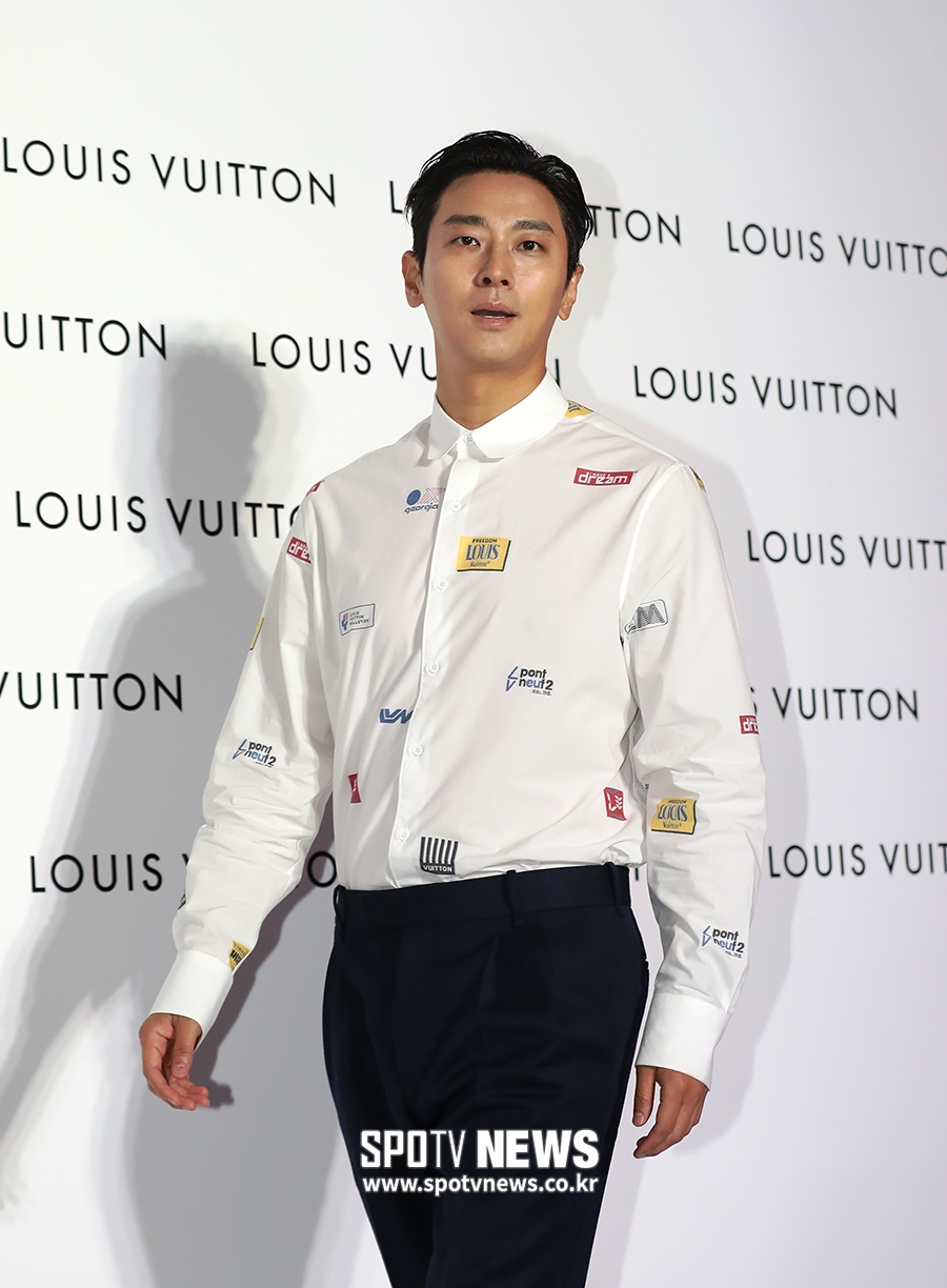 [포토S] 주지훈, 카리스마 있게 입장
