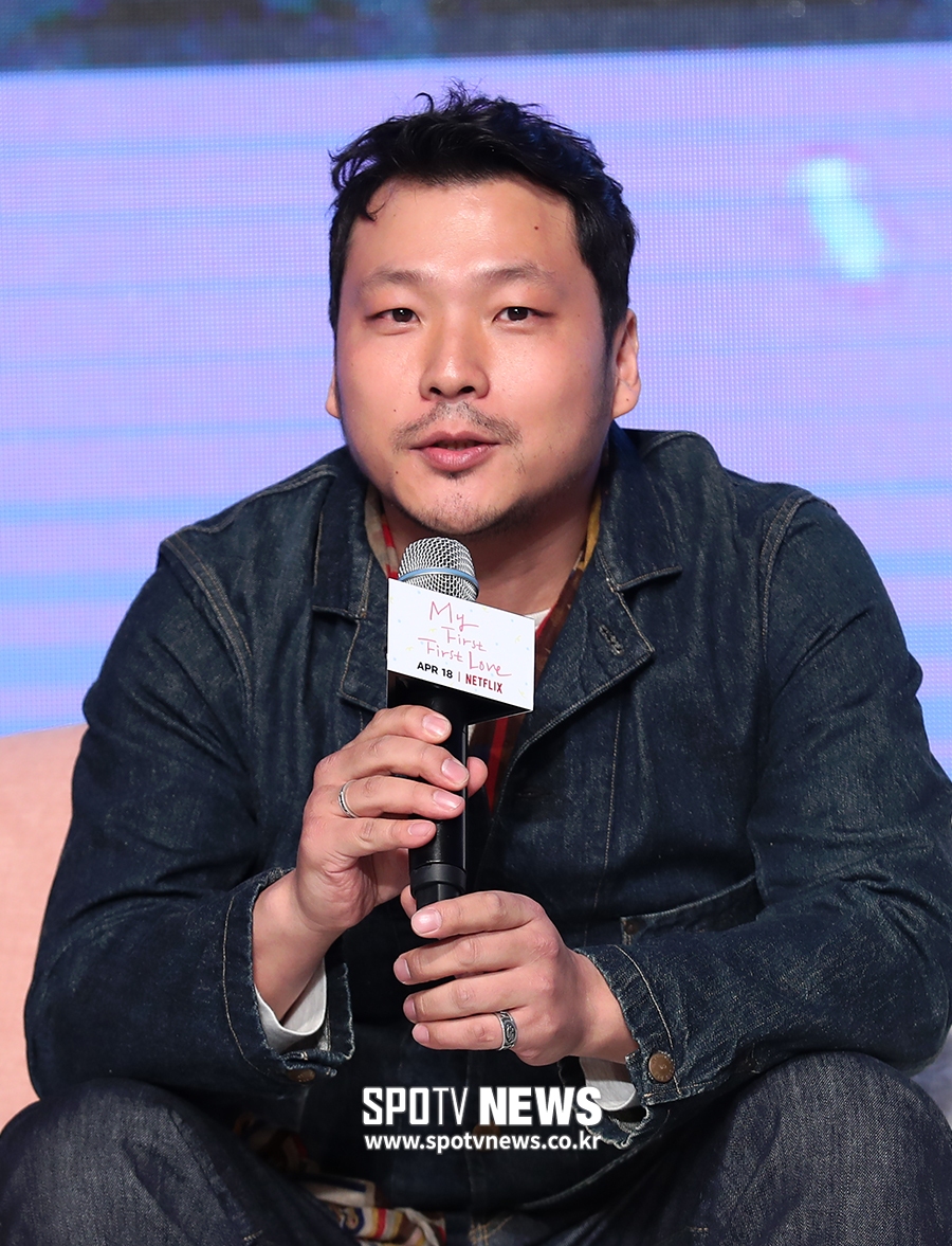 [포토S] 인사하는 오진석 감독