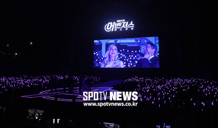[포토S] 브리 라슨-로버트 다우니 주니어, 뜨거운 사랑에 감동!