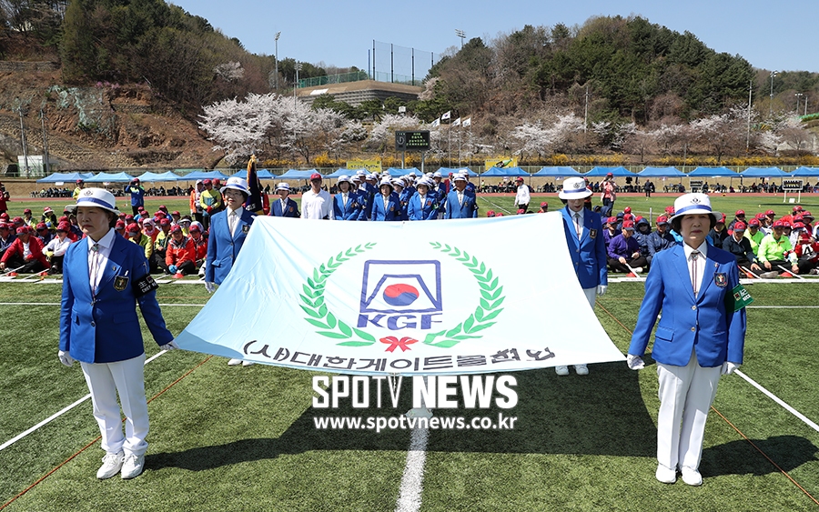 [포토S] 전국게이트볼대회 개막식에 나선 심판들