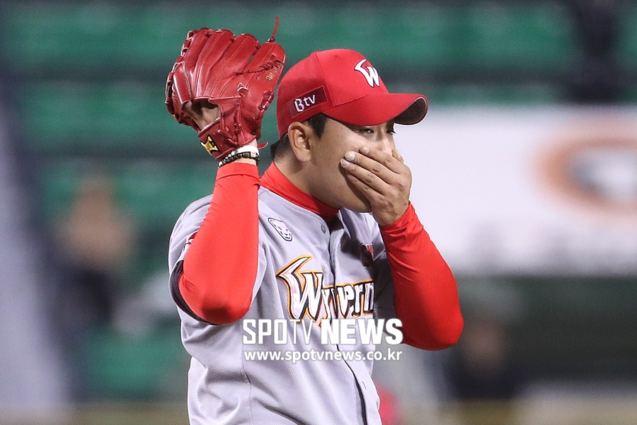 [포토S] 김택형, '내가 왜 이럴까'