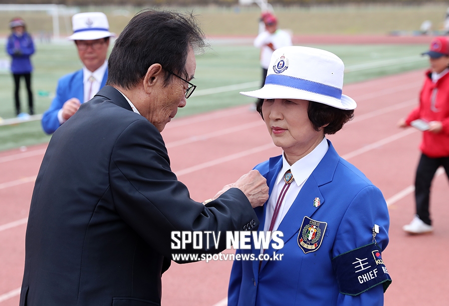 [포토S] 전국게이트볼대회 , 우수 심판원 표창
