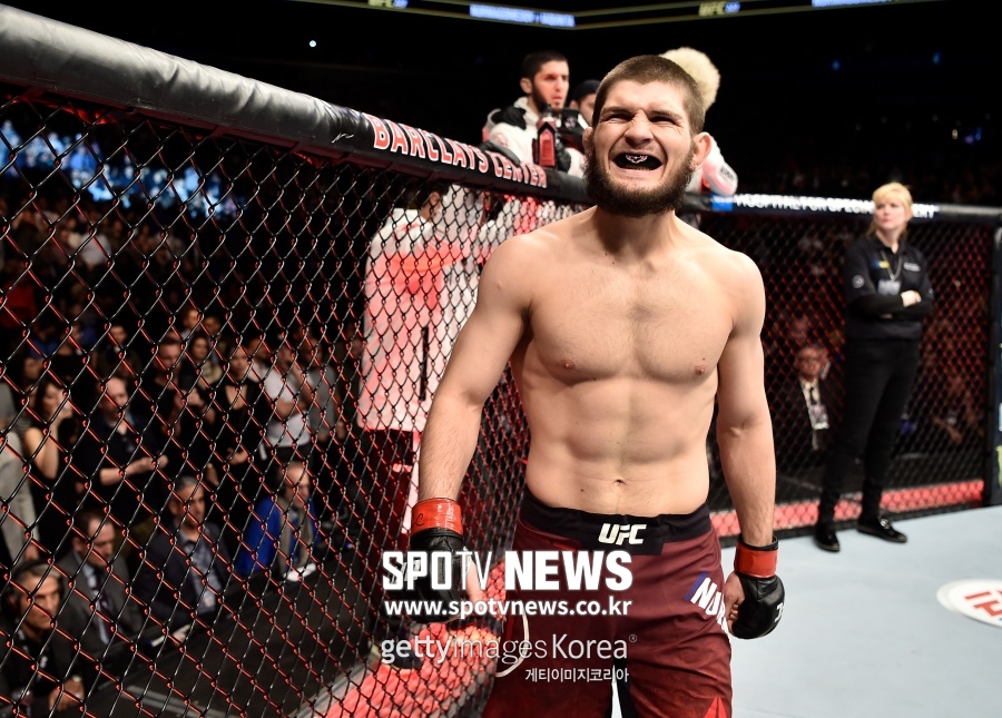 [정오의 UFC] "포이리에 압도할 것"…하빕, 9월 8일 아부다비 복귀?