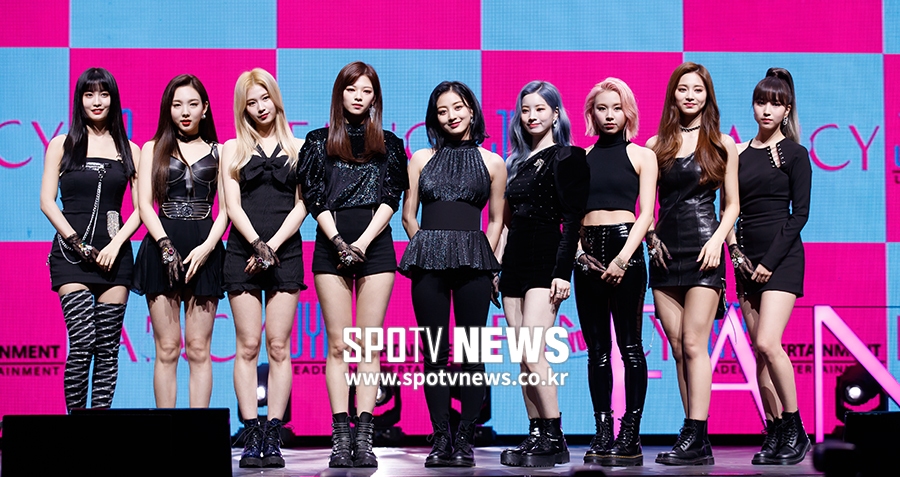 [포토S] 트와이스, 신곡 '팬시'와 함께 컴백
