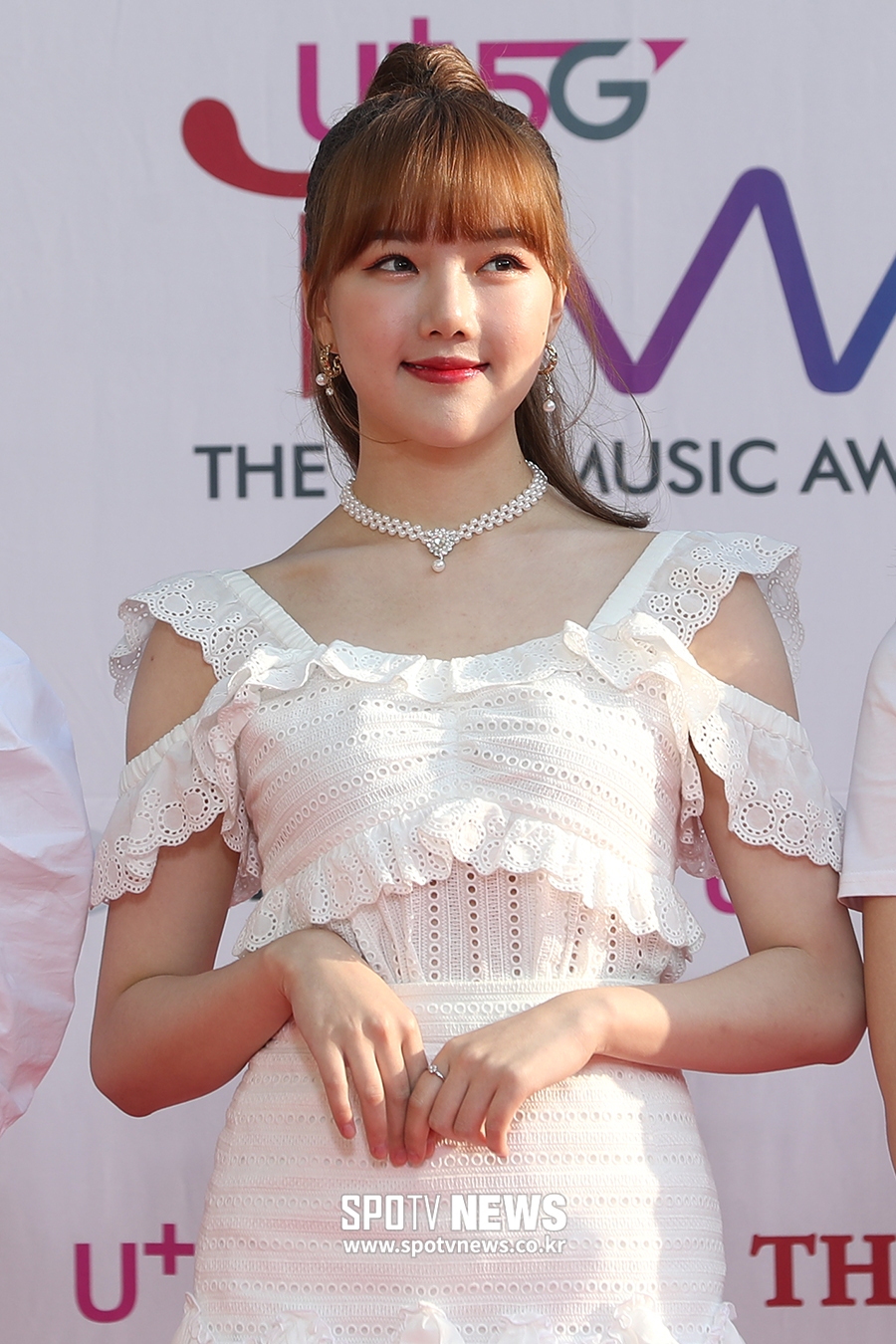 [포토S] 여자친구 예린, 깜찍한 뱅 헤어