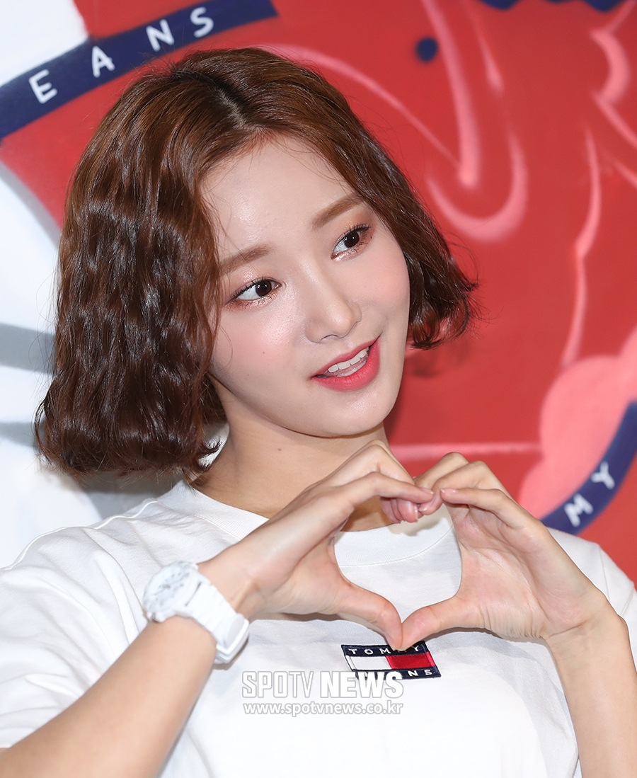 [포토S] 모모랜드 연우, 미모가 블링블링~