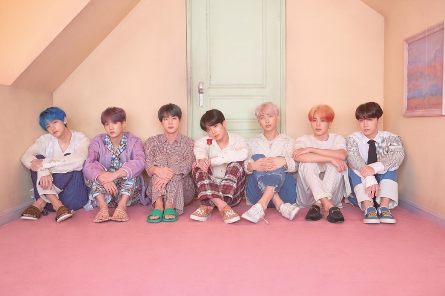 방탄소년단, 英오피셜 앨범차트 2주연속 '톱10'