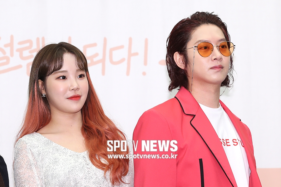 [포토S] 김희철, 주이보다 화려한 핑크 패션