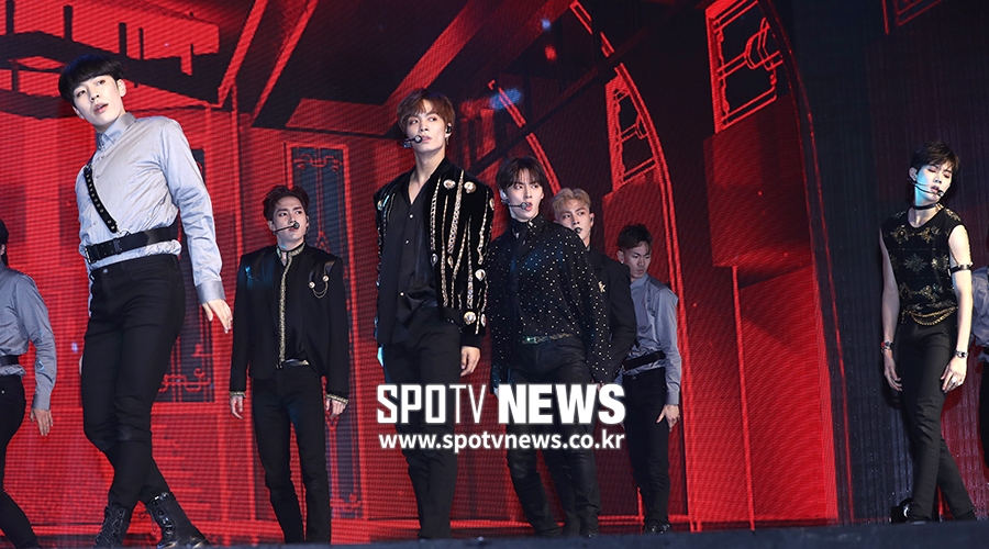 [포토S] 뉴이스트, 3년 만에 완전체 컴백